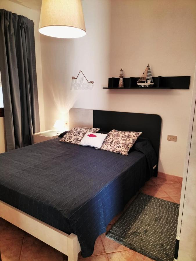 Trilocale Dory A San Teodoro Villa Сан Теодоро Екстериор снимка